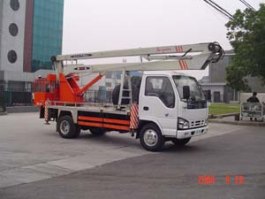 高空作业车