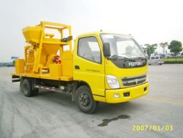 沥青路面养护车