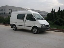 通讯车