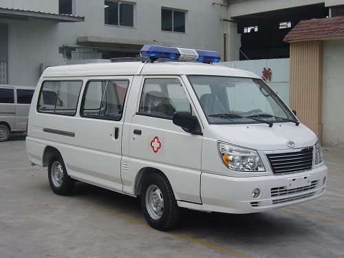 DN5020XJHD3型救护车图片