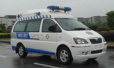 东风牌LZ5030XJHAQ3X救护车