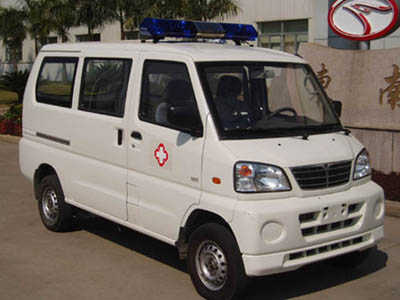 DN5028XJH3型救护车图片