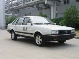 申驰牌SQL5020XZHLEi指挥车