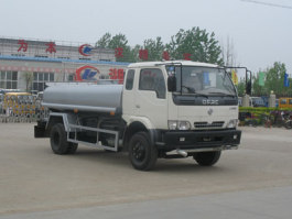 洒水车