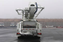 海诺牌HNJ5360THB混凝土泵车公告图片