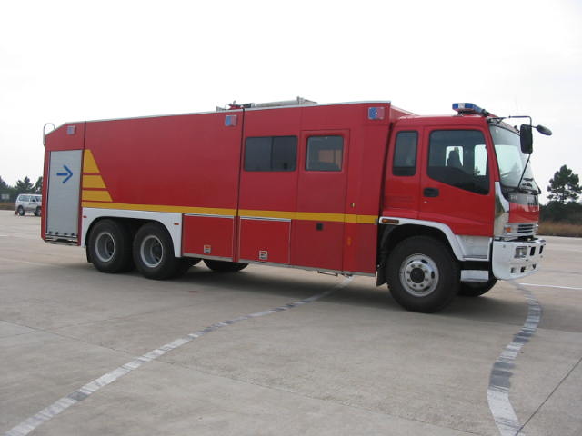 海潮牌BXF5240GXFPM110W泡沫消防车