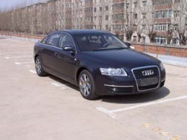 奥迪(AUDI)牌FV7241E型轿车