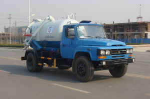 真空吸污车