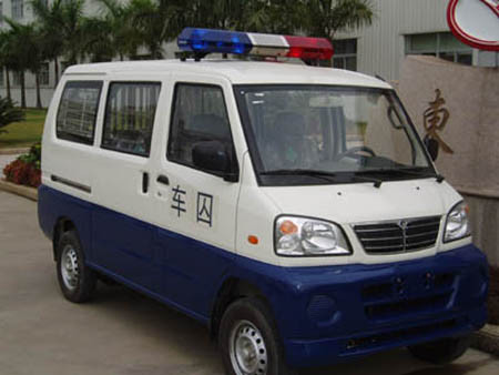 DN5028XQC3A型囚车图片