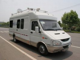 通讯车