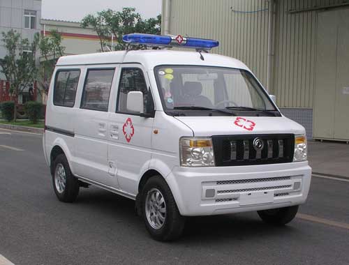 EQ5024XJHF22Q1 东风牌救护车图片