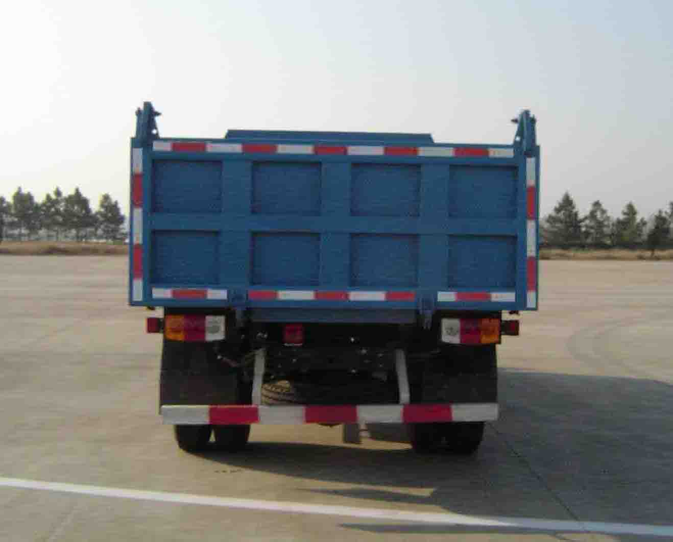 BAJ4815CD2 华山3.4米自卸低速货车图片
