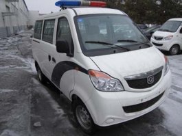 囚车