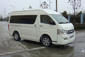 大马4.8米6-9座轻型客车(HKL6480)