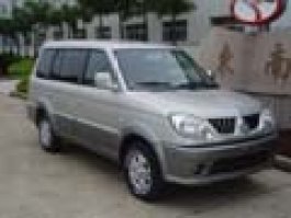 东南牌DN6442B3型乘用车