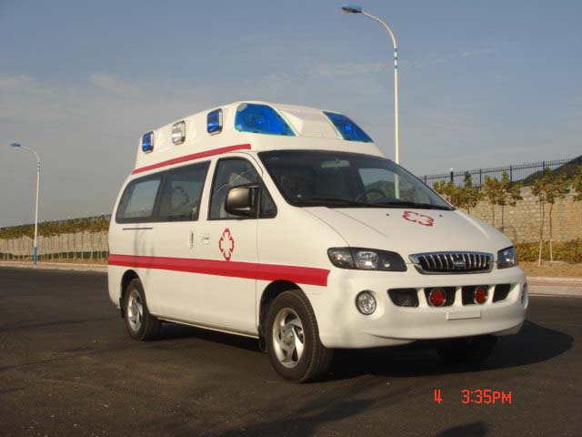 前兴牌WYH5030JH救护车