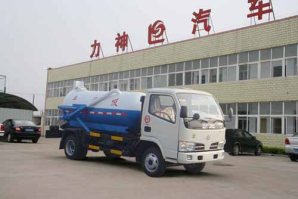 吸污车