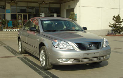 江淮牌轿车(HFC7240C2)