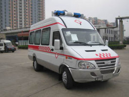 依维柯救护车