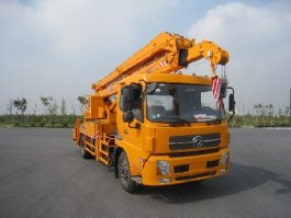 高空作业车