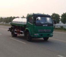绿化喷洒车