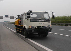 沥青路面养护车