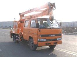 高空作业车