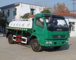 绿化喷洒车