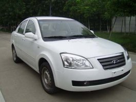 奇瑞牌SQR7163A210型轿车