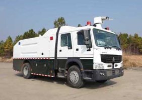 防暴水罐车