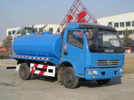 吸粪车