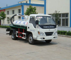吸粪车