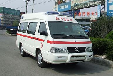 SH5033XJHG型救护车图片