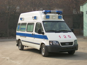 长庆牌CQK5030XJHCY3救护车