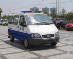 囚车
