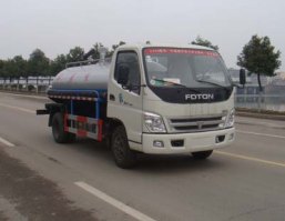 吸粪车