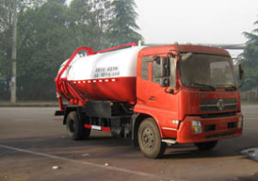 吸污车