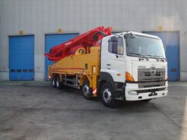 申星牌SG5390THB混凝土泵车