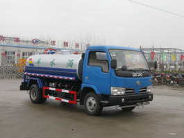 洒水车