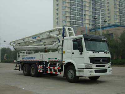 XTD5270THB-37 鑫天地重工牌混凝土泵车图片