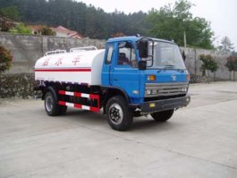 洒水车