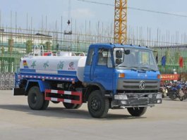洒水车
