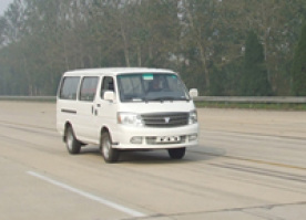 福田牌BJ6516B1DVA-17型多用途乘用车