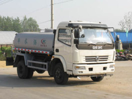 洒水车