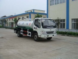 吸粪车
