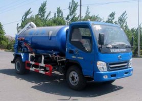 真空吸污车