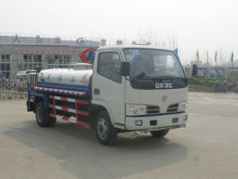 洒水车