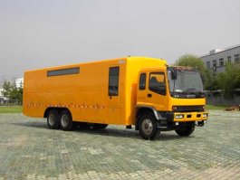 工程车