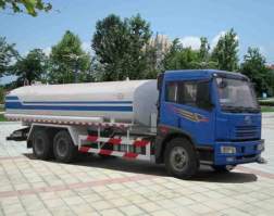 洒水车
