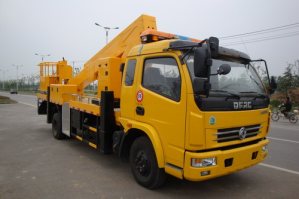 高空作业车